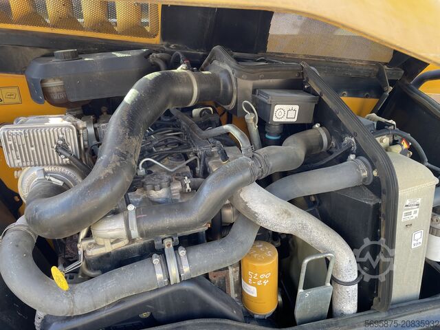 Telescopic loader JCB 535-125 HI-VIZ