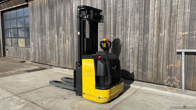 Empilhadeira elétrica tipo paleteira, elevação de 4255 mm Komatsu CNI 14