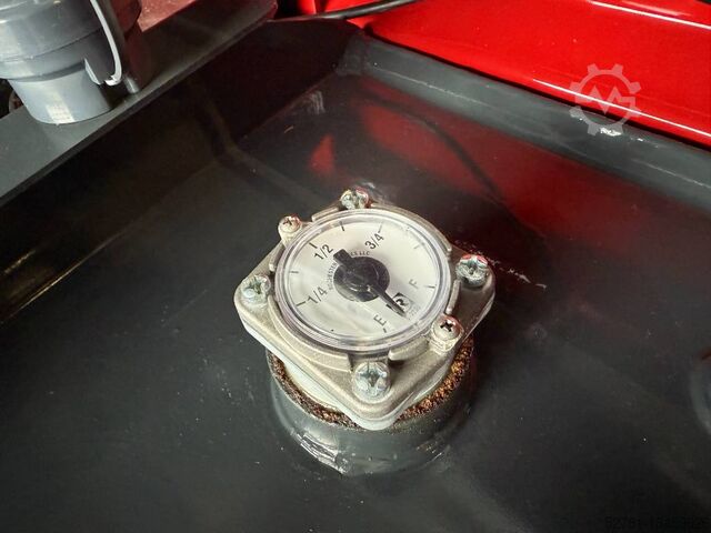 Bouwmachine New Diesel Fuel Tank 995 Liter - DPX-31021