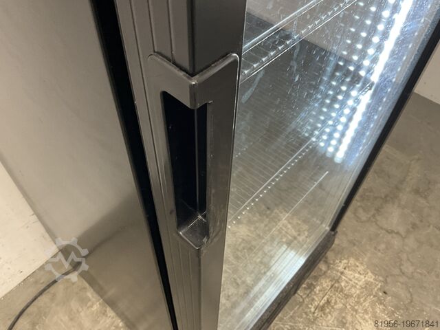 Lotto di frigoriferi con porta in vetro Combisteel 