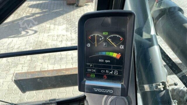 Wheel excavator Volvo EW 140 D / Schild / 2x Patzen / Schnellwechsler