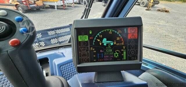 Dozer Prinoth Leitwolf Pistenbully Schneepiste