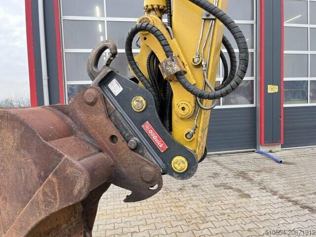 Radbagger Komatsu PW 160-11 Straßenzulassung + Anhängerkupplung