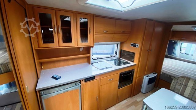 Przyczepa kempingowa WILK S4 700 DM