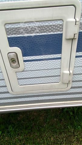 Przyczepa kempingowa WILK S4 700 DM