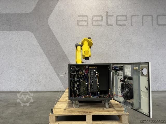 Robot odnowiony z roczną gwarancją FANUC M-20iA/20M