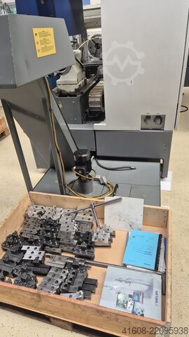 CNC soustruh - cyklicky řízený WEILER E55 x 1000