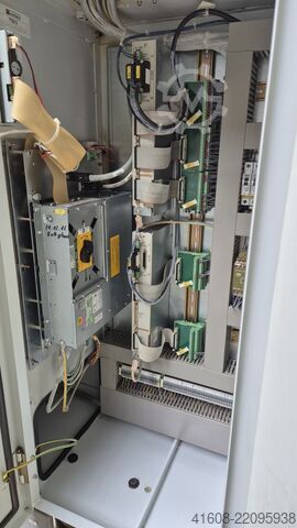 CNC soustruh - cyklicky řízený WEILER E55 x 1000