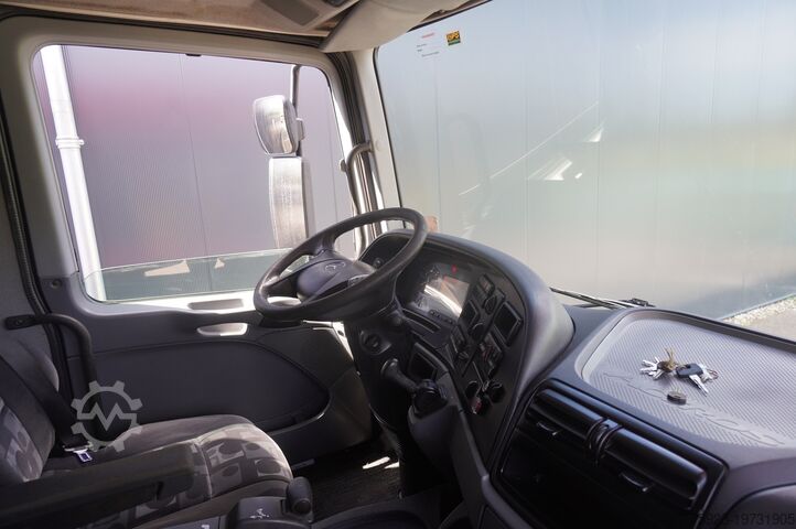 Vrachtwagen met kraan Mercedes-Benz ACTROS 4141 / FAUN HK60 MOBILE CRANE WITH JIB