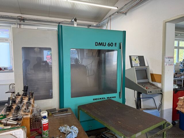 3-axis CNC universal machining center Deckel Maho DMU 60 E