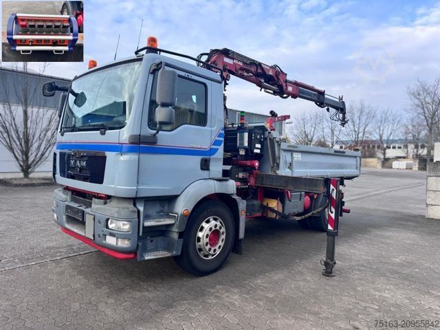 Tipper truck MAN TG-M 18.340 4x2  2-Achs Kipper Kran Funk nur 200