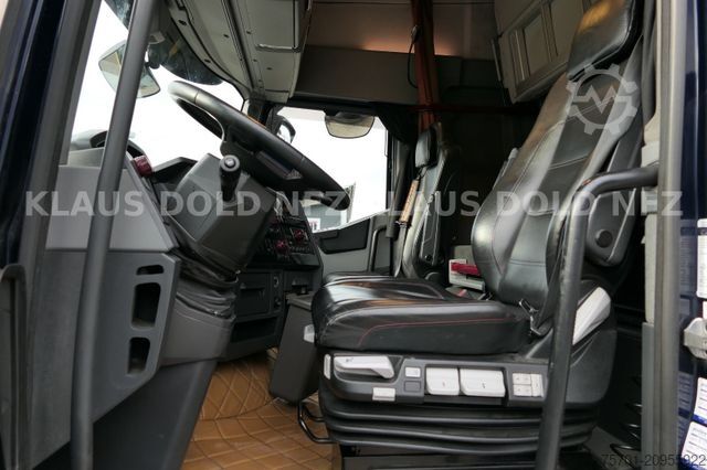 Standard tractor unit RENAULT T 520 Retarder 2-XL-Tank Standklima Sondermodell