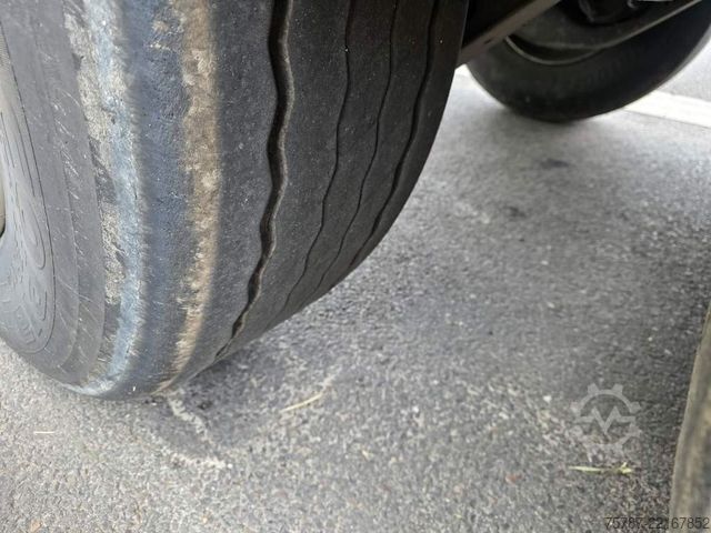Ημιρυμουλκούμενο ανατρεπόμενο REISCH 49 cbm Getreidekipper, SAF Scheibe, Lift