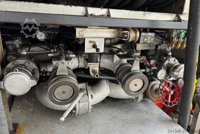 Autocisterna RENAULT Lander 430 8x2 23'300L