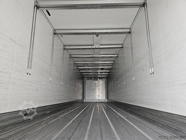 Transporte refrigerado/congelado SCHMITZ SKO 24