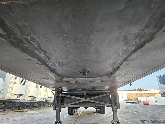 Transporte refrigerado/congelado SCHMITZ SKO 24