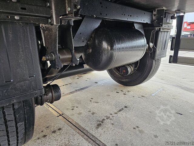 Transporte refrigerado/congelado SCHMITZ SKO 24