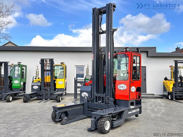 Carretilla elevadora de 4 vías Combilift C4000 / GAS / TRIPLEX / 9300MM /LIKE NEW