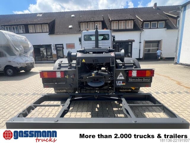 Autocamion cu cârlig pentru containere Mercedes-Benz Axor 1829 A 4x4
