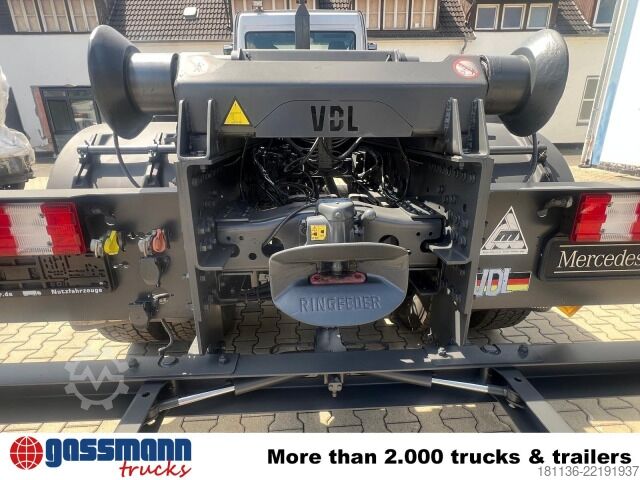 Autocamion cu cârlig pentru containere Mercedes-Benz Axor 1829 A 4x4