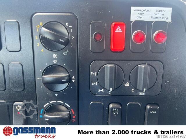 Autocamion cu cârlig pentru containere Mercedes-Benz Axor 1829 A 4x4