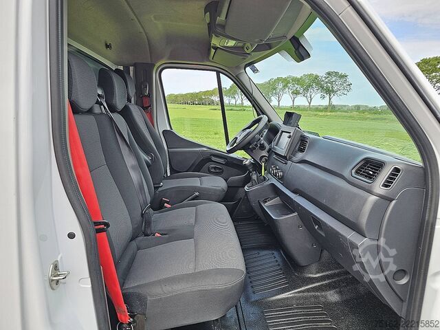 Valise RENAULT MASTER 2.3 Bakwagen Laadklep!