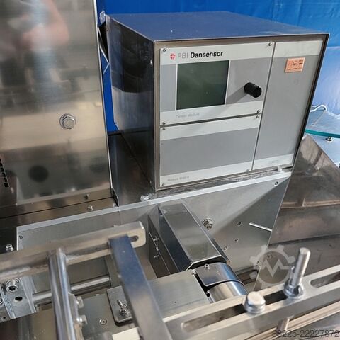 Máquina formadora, llenadora y selladora de bolsas Fuji FW 3710 Alpha VI