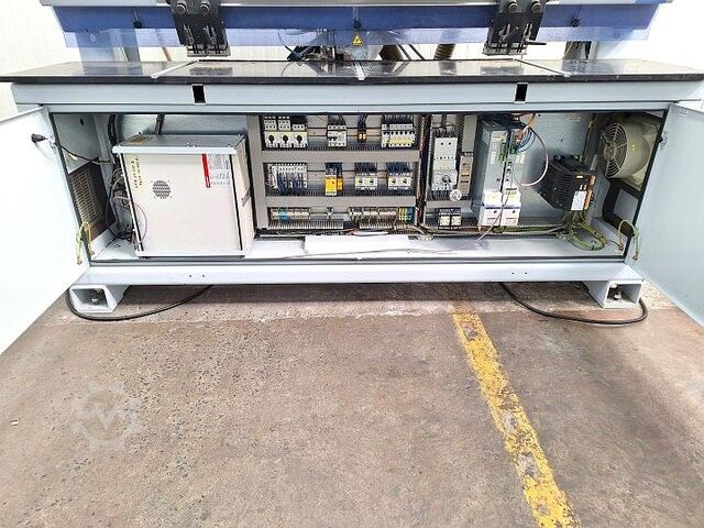 Deuvelboormachine WEEKE OPTIMAT ABD 100