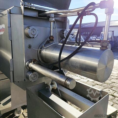 Mașină de procesare a cărnii Inject Star P60