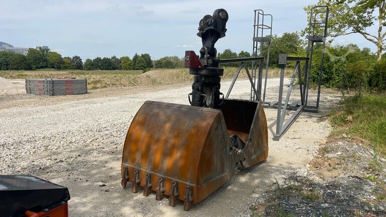 Escavadora de rastos / Teledipper (balde telescópico) Hitachi ZX 390