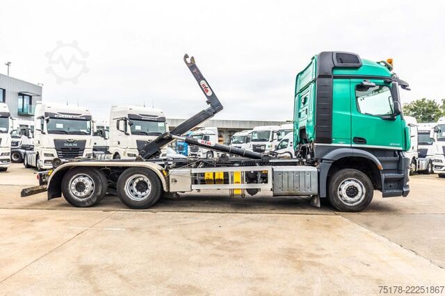 Haakarmsysteem MERCEDES AROCS 2643 L