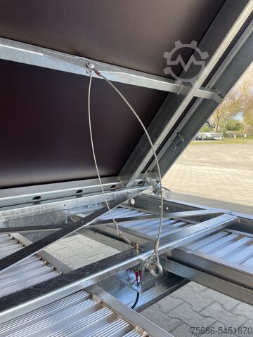 Dreiseitenkipper Anhänger Saris K3 306 170 3500 3-Seiten Kipper E-Pumpe