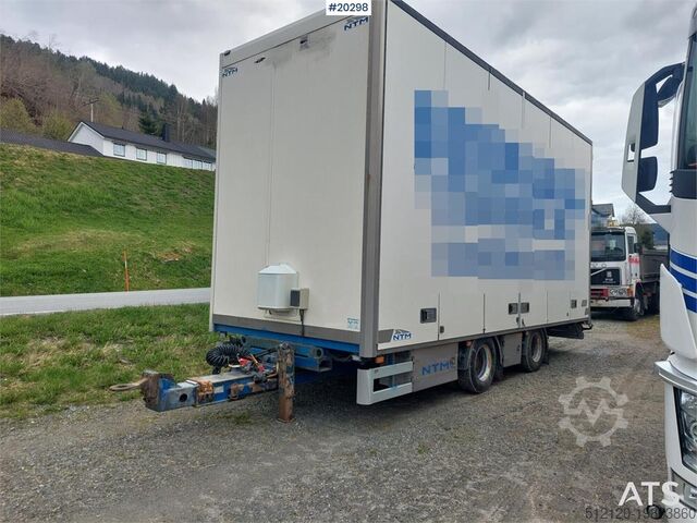 NTM Box pótkocsi oldalra nyílással. NTM Box trailer w/ Side opening.