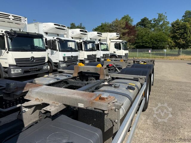 Felépítménycserélő teherautó MERCEDES-BENZ ACTROS 2540 L BDF-Fahrgestell LBW 1,5 T*LENK
