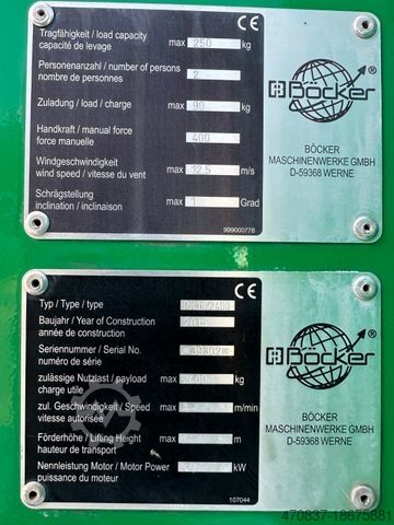 Kamyon üstü vinçli panelvan MERCEDES-BENZ Böcker RK 36-2400 / Raupenkran / Dachdecker /