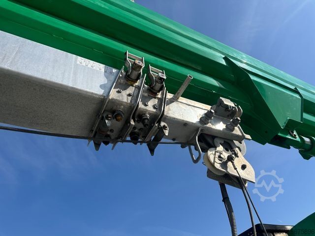 Kamyon üzerine monteli vinç MERCEDES-BENZ Böcker RK 36-2400 / Raupenkran / Dachdecker /