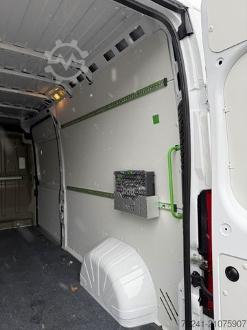 Bestelwagen CITROEN Jumper Kastenwagen L3H2 3.3T  Diesel 140 Manue40