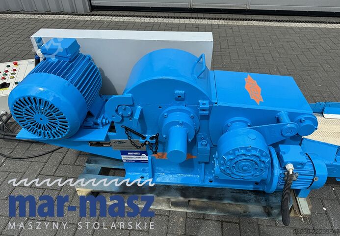 Ağaç parçalayıcı ZENO ZMTH 300/250 E85