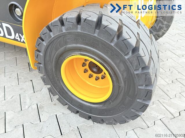Telescopic loader JCB TLT 35D 4X4 CABIN POSITIONER NEW TIRES