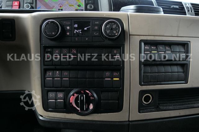 Standard dragbil MAN TGX 18.500 Retarder 2-Tanks Navi Euro 6