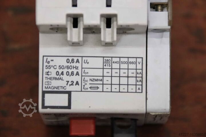 Διακόπτης προστασίας κινητήρα Moeller** PKZM 1-06