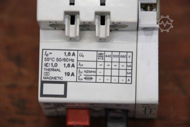 Motorvédő kapcsoló Moeller** PKZM 1-1,6