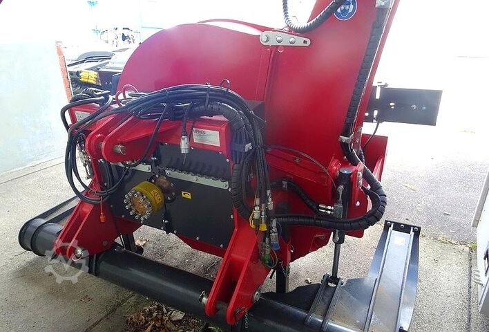 Stump grinder UFKES Greentech Cheetah 45