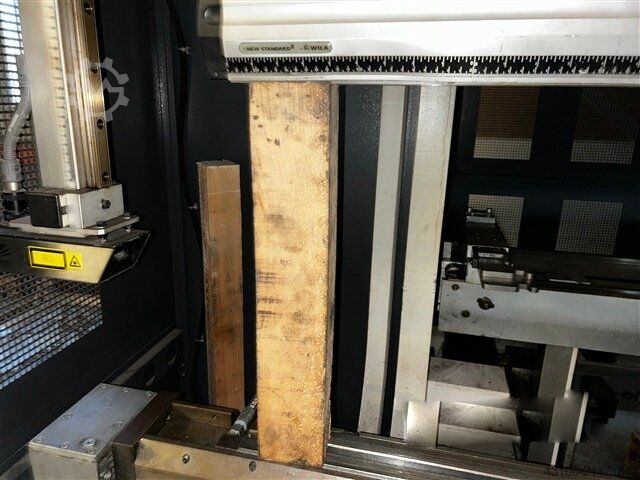 Ohraňovací lis LVD PPEB turbo 220