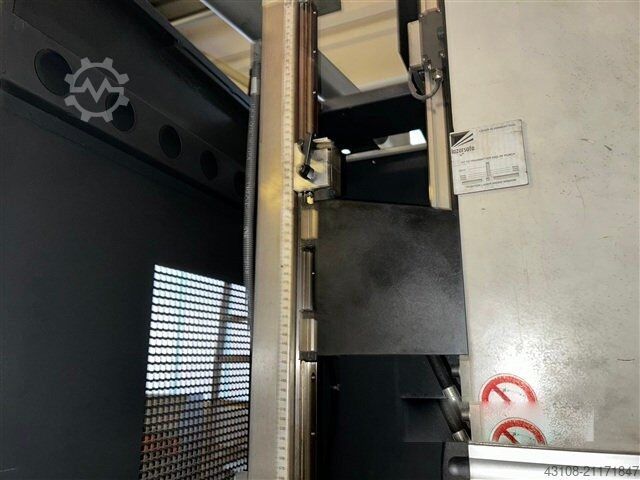 Ohraňovací lis LVD PPEB turbo 220