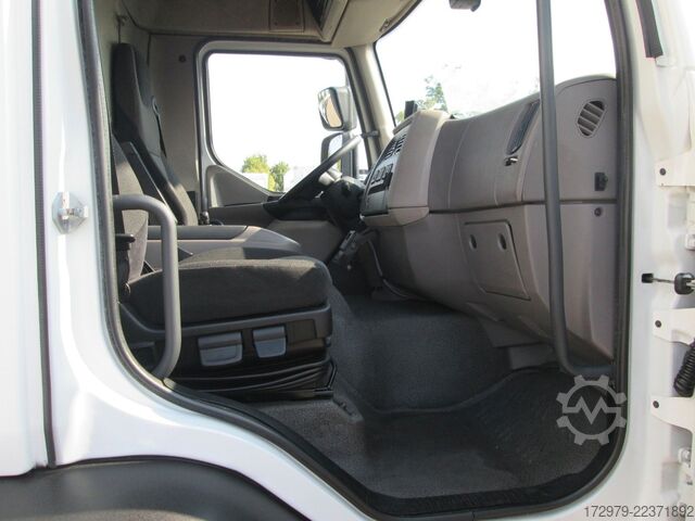 Camion frigorifique DAF LF 280 *2xMaxi Carrier XXL-Kühlkoffer 8.85m*LBW*