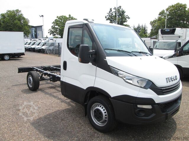 Châssis de fourgon IVECO 35 S12 *Fahrgestell*Euro6*