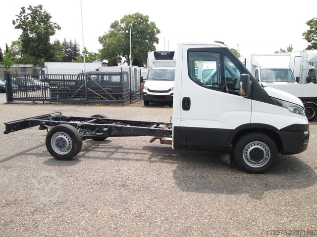 Châssis de fourgon IVECO 35 S12 *Fahrgestell*Euro6*