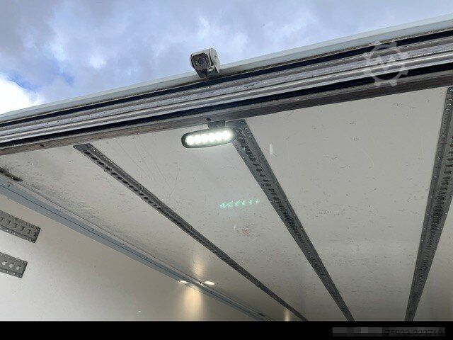 Furgone chiuso MERCEDES-BENZ Atego 823 L Koffer 7,30m* LBW 1to*Klima*Alu*TOP