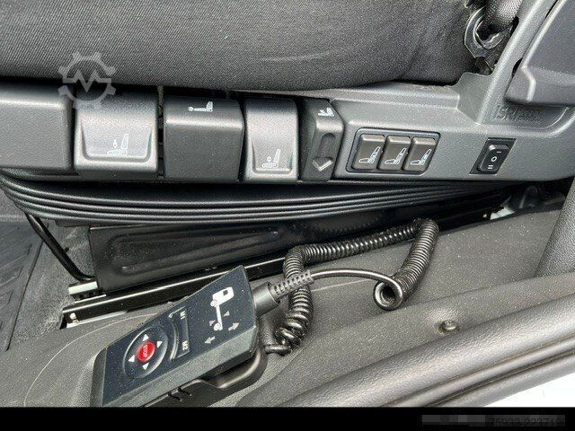 Furgone personalizzato MERCEDES-BENZ Atego 823 L Koffer 7,30m* LBW 1to*Klima*Alu*TOP